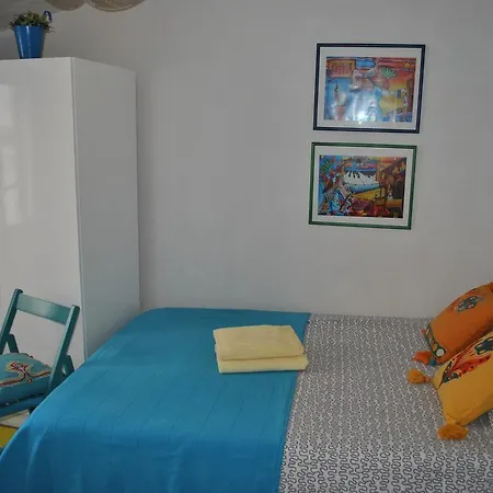 Optimist Studio Apartman *